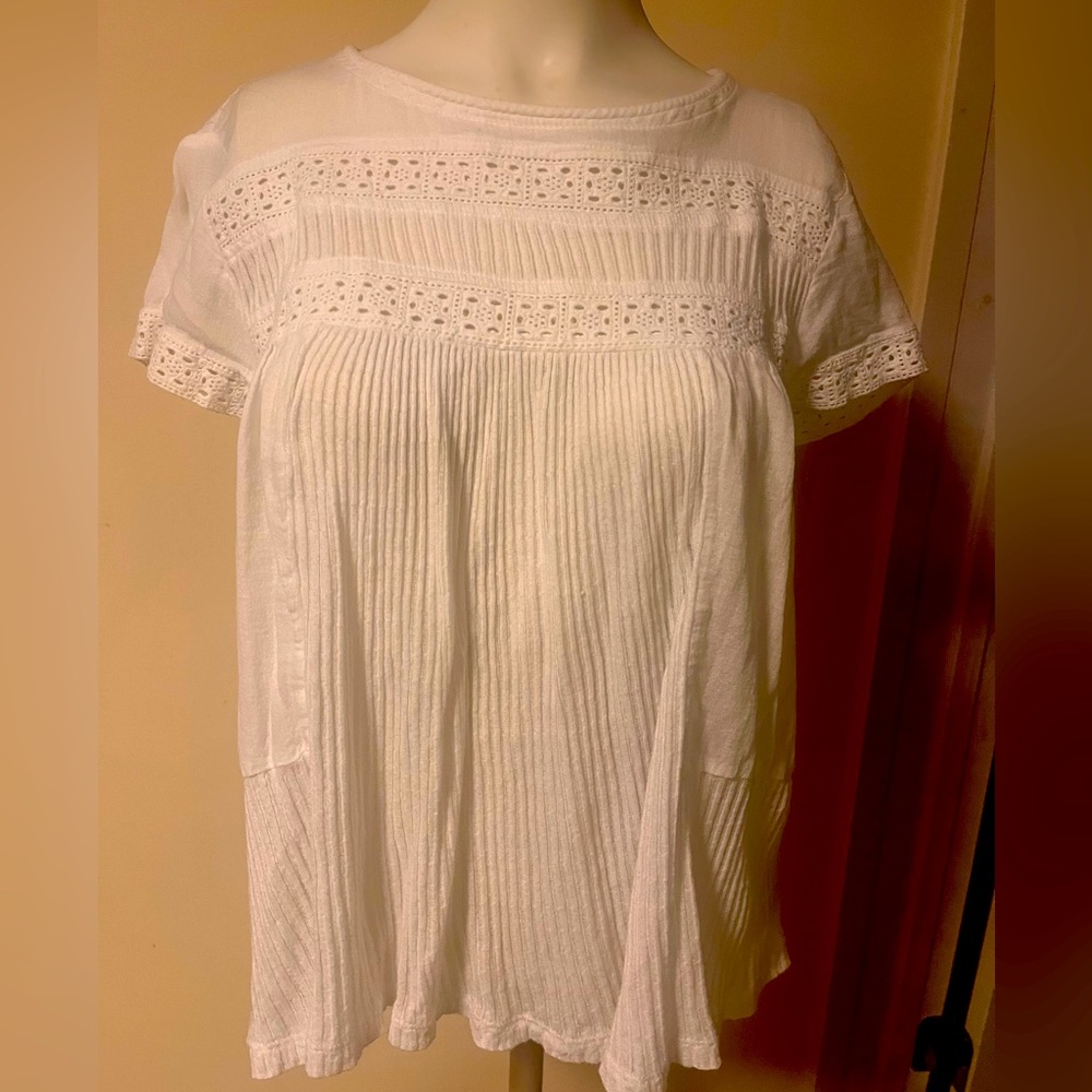 Anthropologie White Short Sleeve Flowy Sweater